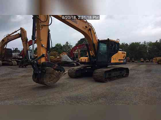USED 2018 HYUNDAI HX220L Excavator Lexington, North Carolina