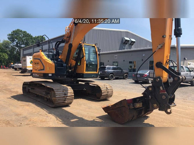 USED 2018 HYUNDAI HX235 LCR Excavator Lexington, North Carolina - photo 2