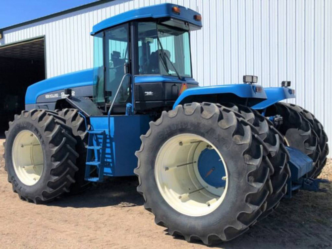 USED 1997 New Holland 9282 Tractor Fargo - photo 1