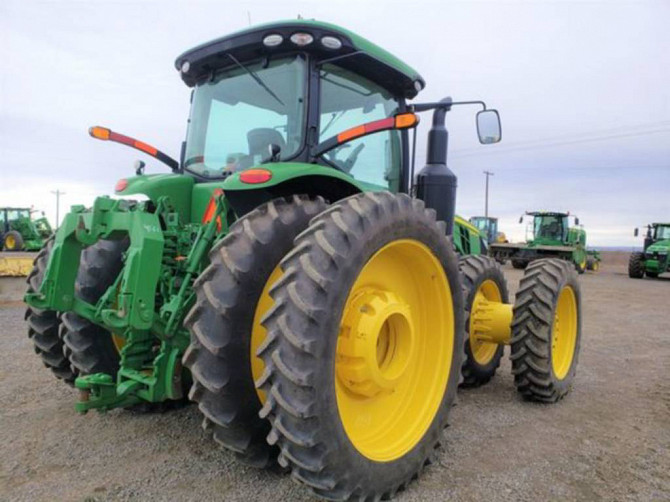 USED 2018 John Deere 8345R Tractor Fargo - photo 2