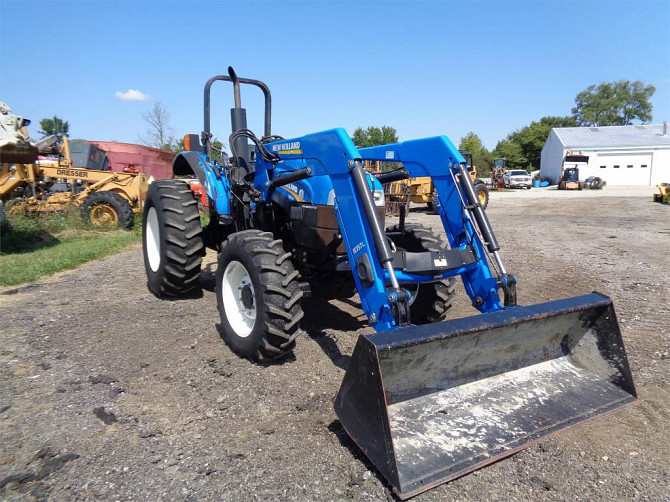 USED 2014 NEW HOLLAND TS6.110 Tractor Ansonia - photo 1