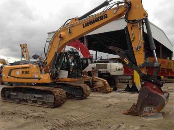 USED 2016 LIEBHERR R924 Excavator Placentia