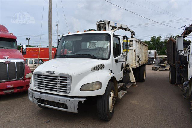 USED 2007 FREIGHTLINER BUSINESS CLASS M2 106 Grapple Truck Dyersburg - photo 2