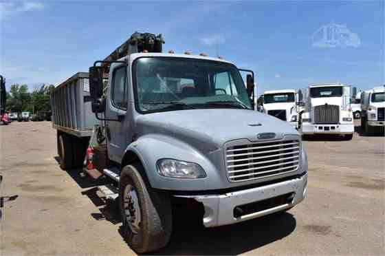 USED 2010 FREIGHTLINER BUSINESS CLASS M2 106 Grapple Truck Dyersburg