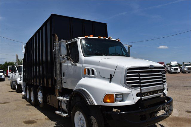 USED 2006 STERLING L8500 Grapple Truck Dyersburg - photo 3
