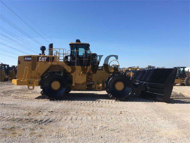 USED 2011 CAT 836H Landfill Compactor Austin, Texas - photo 1