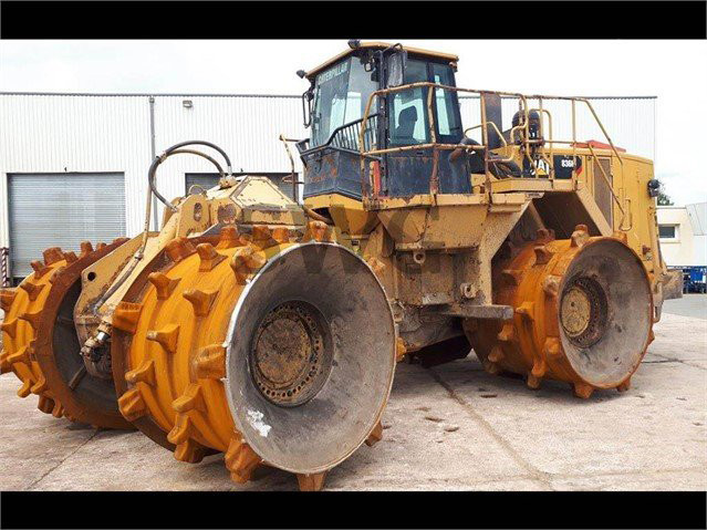 USED 2012 CAT 836H Landfill Compactor Austin, Texas - photo 3