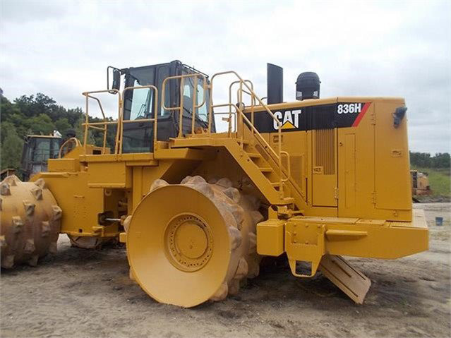 USED CAT 836H Landfill Compactor Parma - photo 1