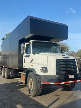 USED 2014 FREIGHTLINER 114SD Grapple Truck Lake Worth - photo 4