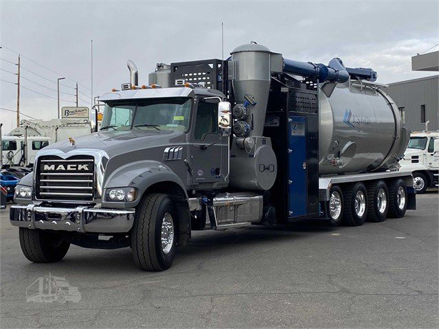 USED 2019 MACK GRANITE 86FR Vacuum Truck Fort Worth - photo 3