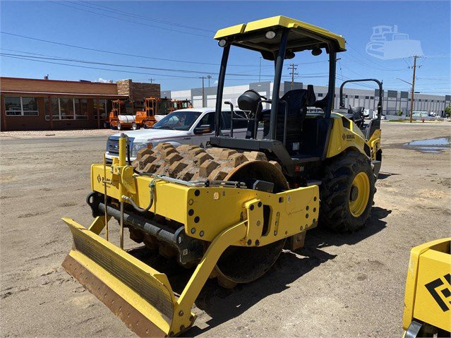 USED 2016 BOMAG BW177PDH-5 Compactor Denver - photo 2