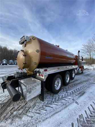 USED 2017 PETERBILT 389 Vacuum Truck Pittsburgh