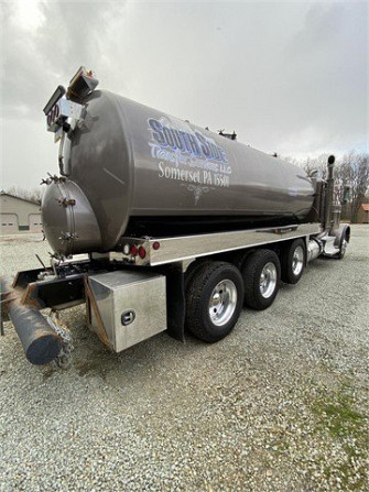 USED 2018 PETERBILT 389 Vacuum Truck Pittsburgh - photo 3