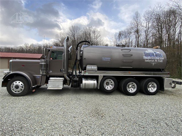 USED 2018 PETERBILT 389 Vacuum Truck Pittsburgh - photo 1