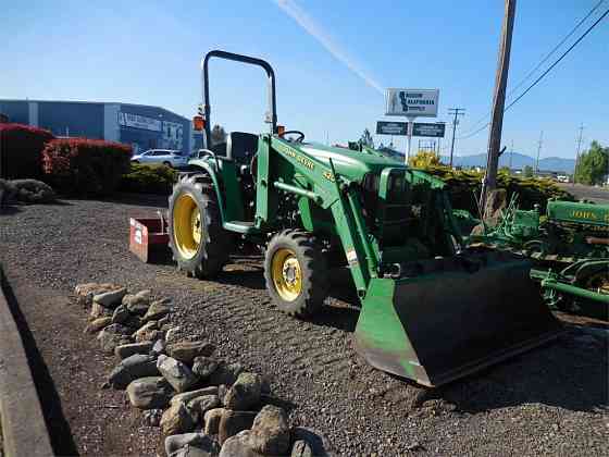 USED 1998 JOHN DEERE 4200 Tractor Central Point