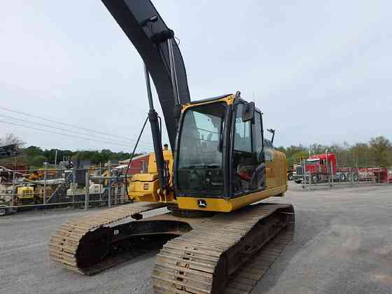 USED 2013 DEERE 210G Excavator Lancaster, Pennsylvania