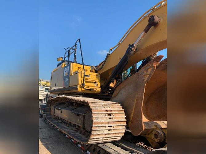 USED 2018 Caterpillar 336FL Excavator Bristol, Pennsylvania - photo 3
