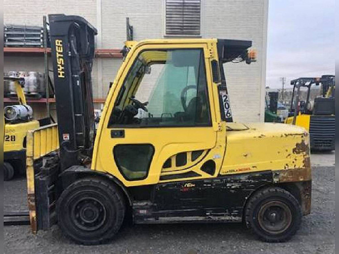 USED 2016 Hyster H120FT Forklift Bristol, Pennsylvania - photo 2