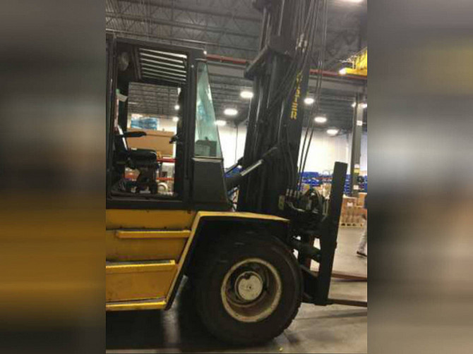 USED 1996 Hyster H250 Forklift Bristol, Pennsylvania - photo 4