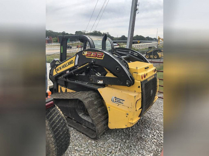 USED 2015 New Holland C232 Track Loader Chattanooga - photo 3