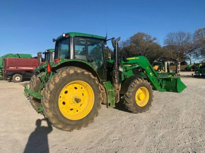 USED 2019 John Deere 6155M Tractor Dyersburg - photo 1