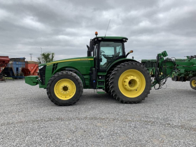 USED 2019 John Deere 8295R Tractor Dyersburg - photo 1