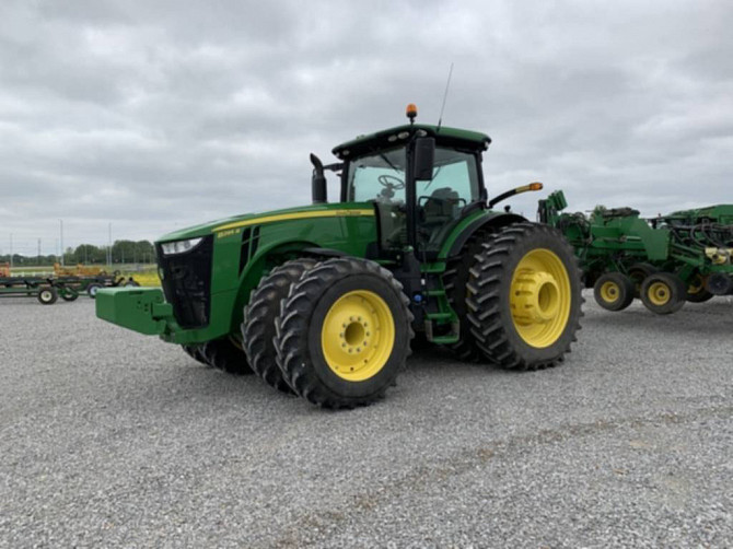USED 2019 John Deere 8295R Tractor Dyersburg - photo 2