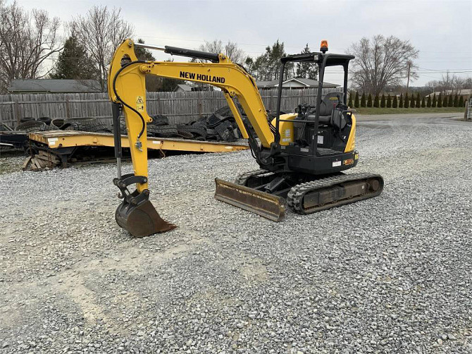 USED 2019 NEW HOLLAND E37C Excavator Johnson City, Tennessee - photo 3
