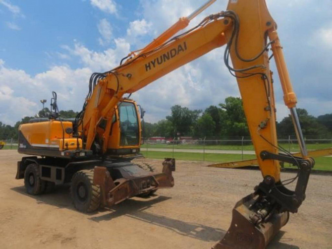 USED 2014 HYUNDAI ROBEX 210W-9 Excavator Livingston - photo 1