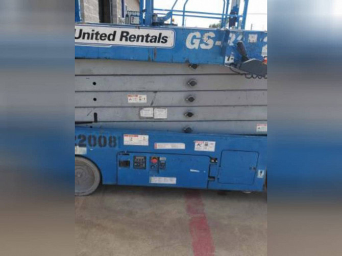 USED 2014 Genie GS-3232 Scissor Lift Houston - photo 4