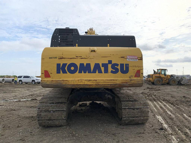 USED 2017 KOMATSU PC490 LC Excavator Carrollton, Texas - photo 4