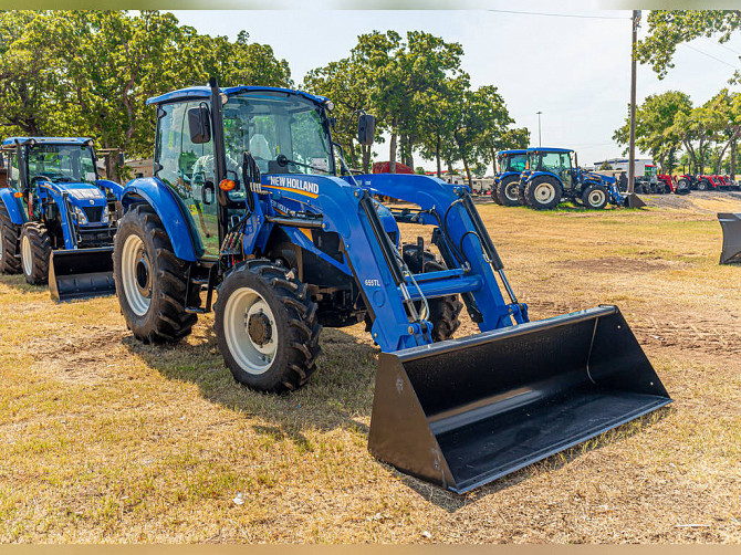 USED 2020 New Holland Workmaster Utility Series 75 Tractor Weatherford - photo 1