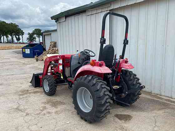 USED 2017 Mahindra 1533 Shuttle Tractor Weatherford