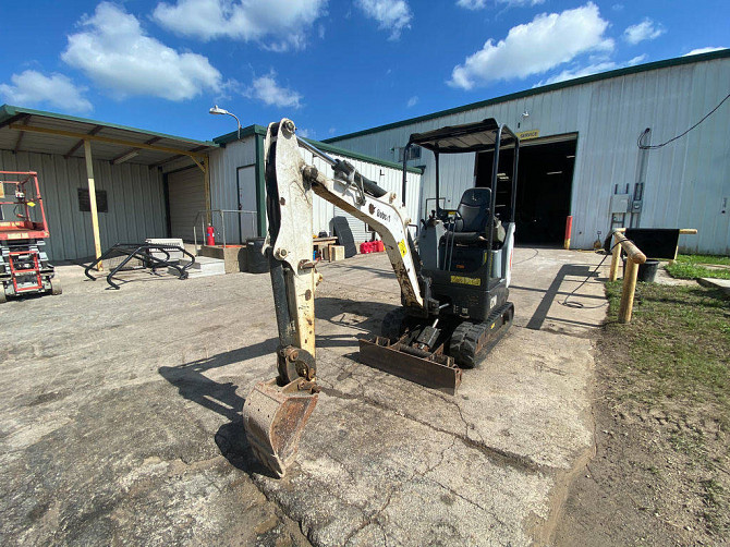 USED 2015 Bobcat E20 Excavator Weatherford - photo 2