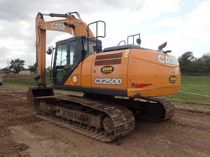 USED 2017 Case CE CX250D Excavator Weatherford - photo 2