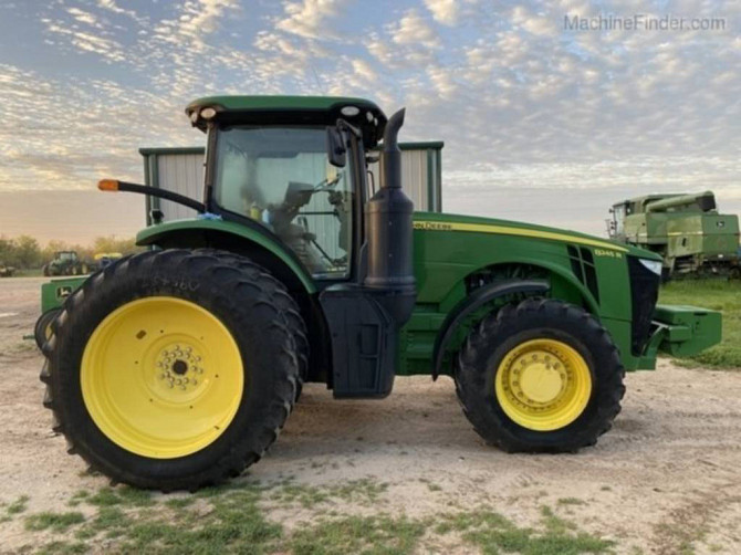 Used 2014 8245R JOHN DEERE Tractor Waco - photo 1