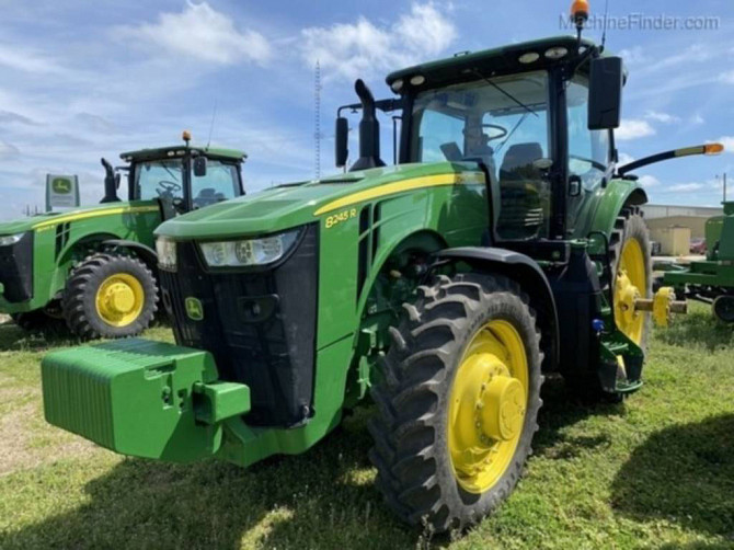 USED 2019 8245R JOHN DEERE FARM TRACTOR Waco - photo 2