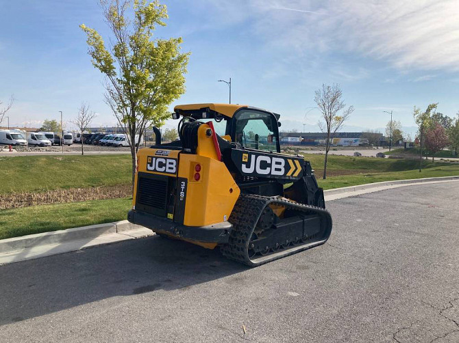 USED 2017 JCB 3TS-8T Skid Steer West Valley City - photo 2