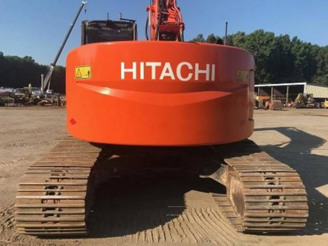 USED 2011 HITACHI ZX225US LC-3 Excavator Chesapeake - photo 3