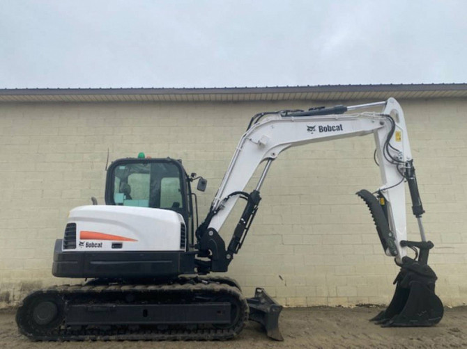 Used 2018 BOBCAT E85 Excavator Danville, Virginia - photo 1